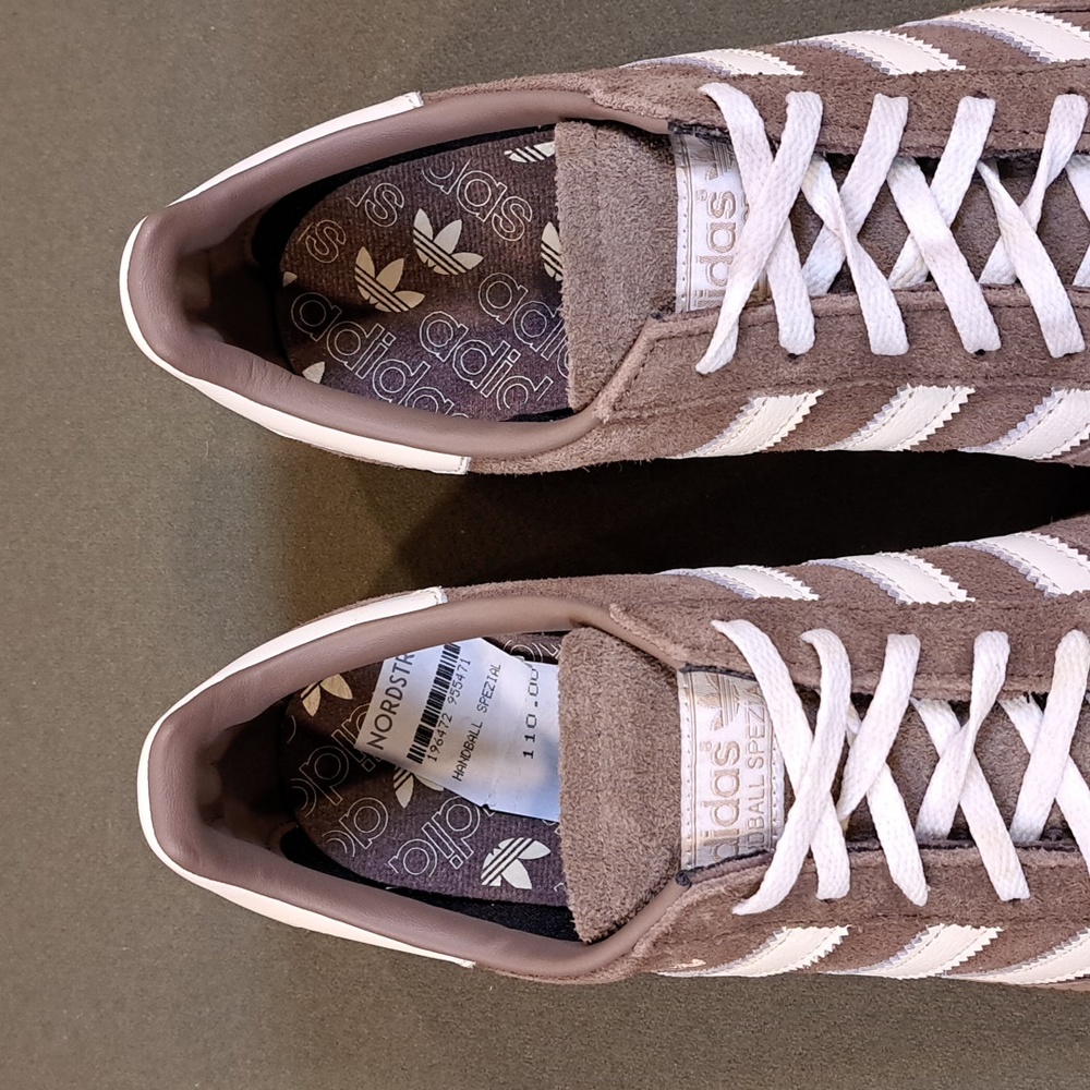 Adidas Handball Spezial - Color: Brown/Cream - Size: Men 11 - Picture 3 of 10